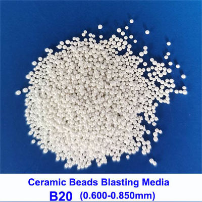 Керамический взрывая песок B20 B30 B40 B60 Zirconia средств массовой информации 700HV для финиша металла поверхностного